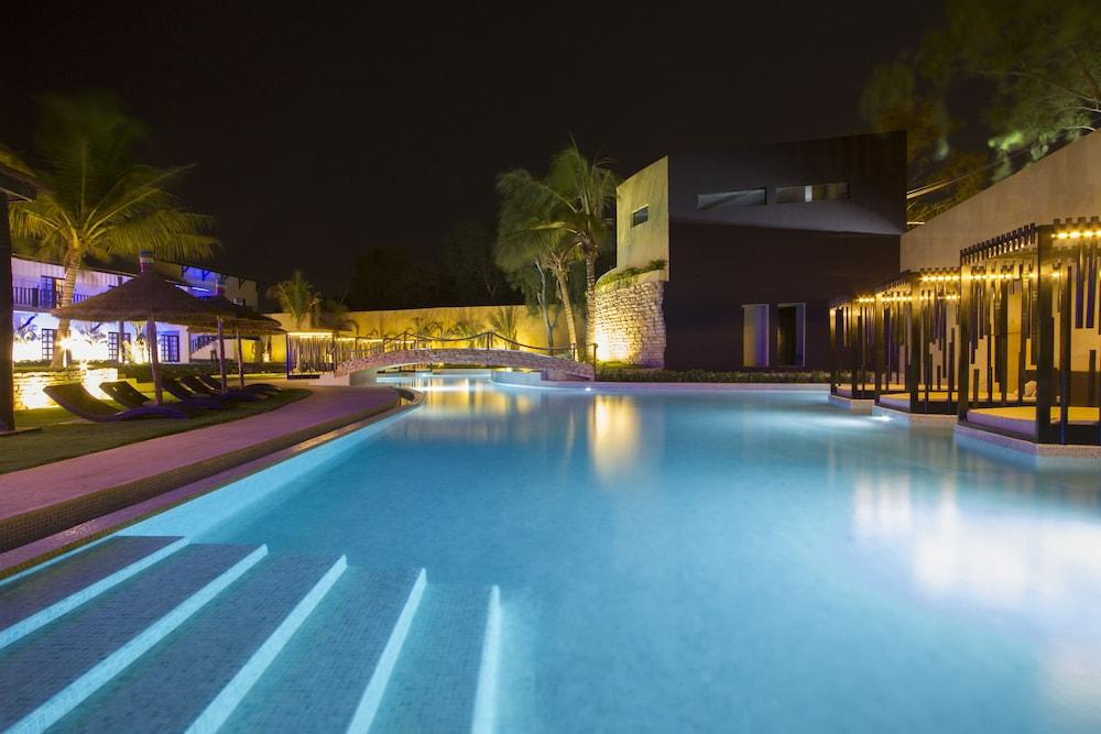 The Rhino Resort Hotel & Spa Салі-Портюдаль Екстер'єр фото